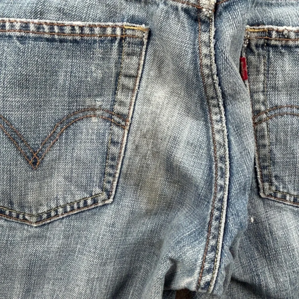 Levis 514 Slim Straight Jeans Mens 32x34 Denim Distressed Workwear 100 Cotton